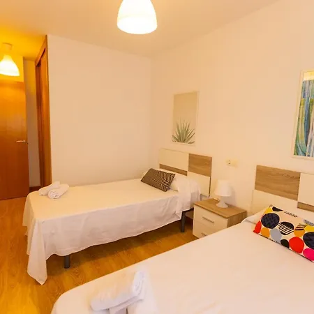 Apartagal-playa De Llas, *