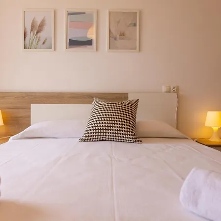 Apartagal-playa De Llas, * Foz