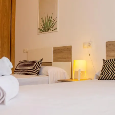 Apartagal-playa De Llas, * Foz